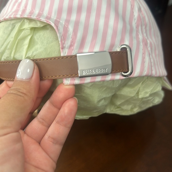 Burberry base ball cap - Picture 2 of 6